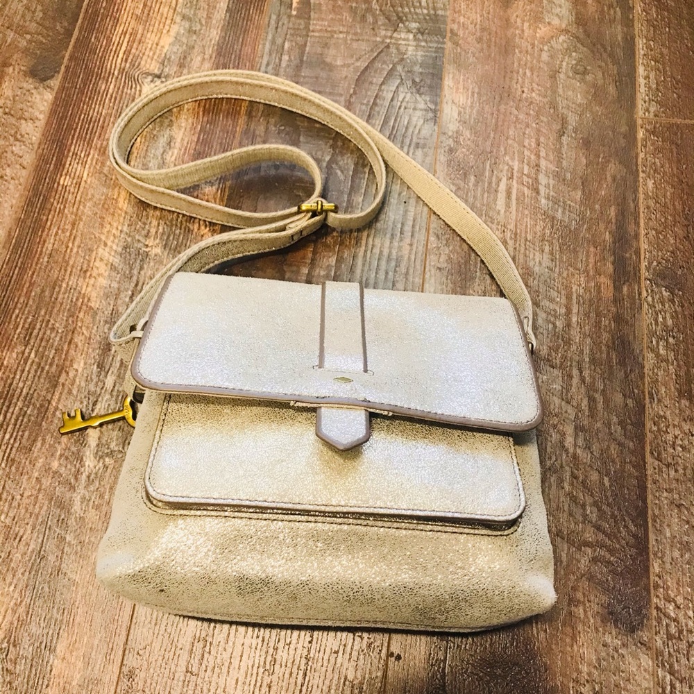 gold suede kinley fossil crossbody nwot